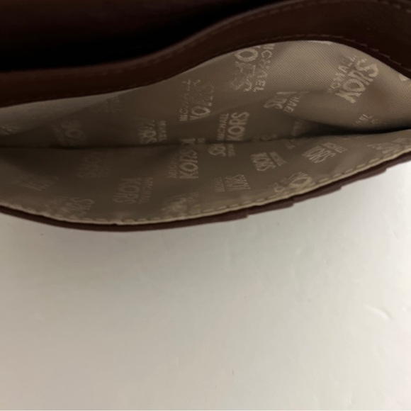 MICHAEL KORS MK Signature Jacquard Canvas with brown leather/ gold studs Wallet - Picture 16 of 16